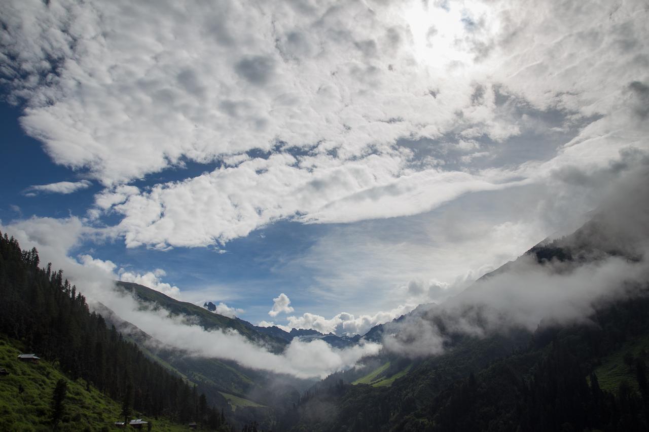 Malana Magic Valley Trek Otel Dış mekan fotoğraf